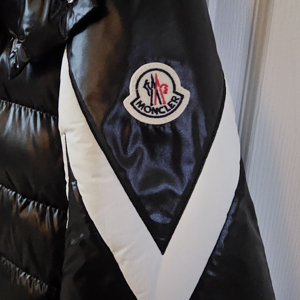 MONCLER Jacket (brand new w/tags)